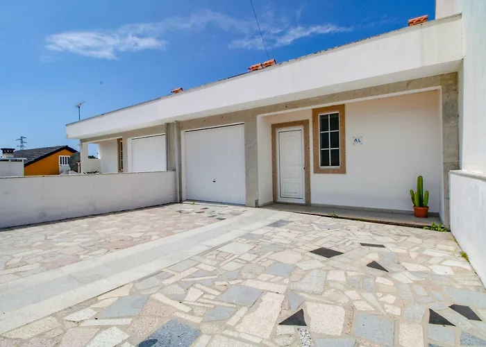 Lucia Ferienhaus Vila Praia de Âncora