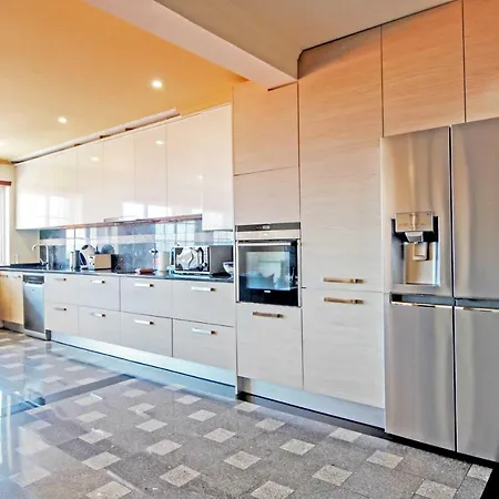 Lucia Holiday home *